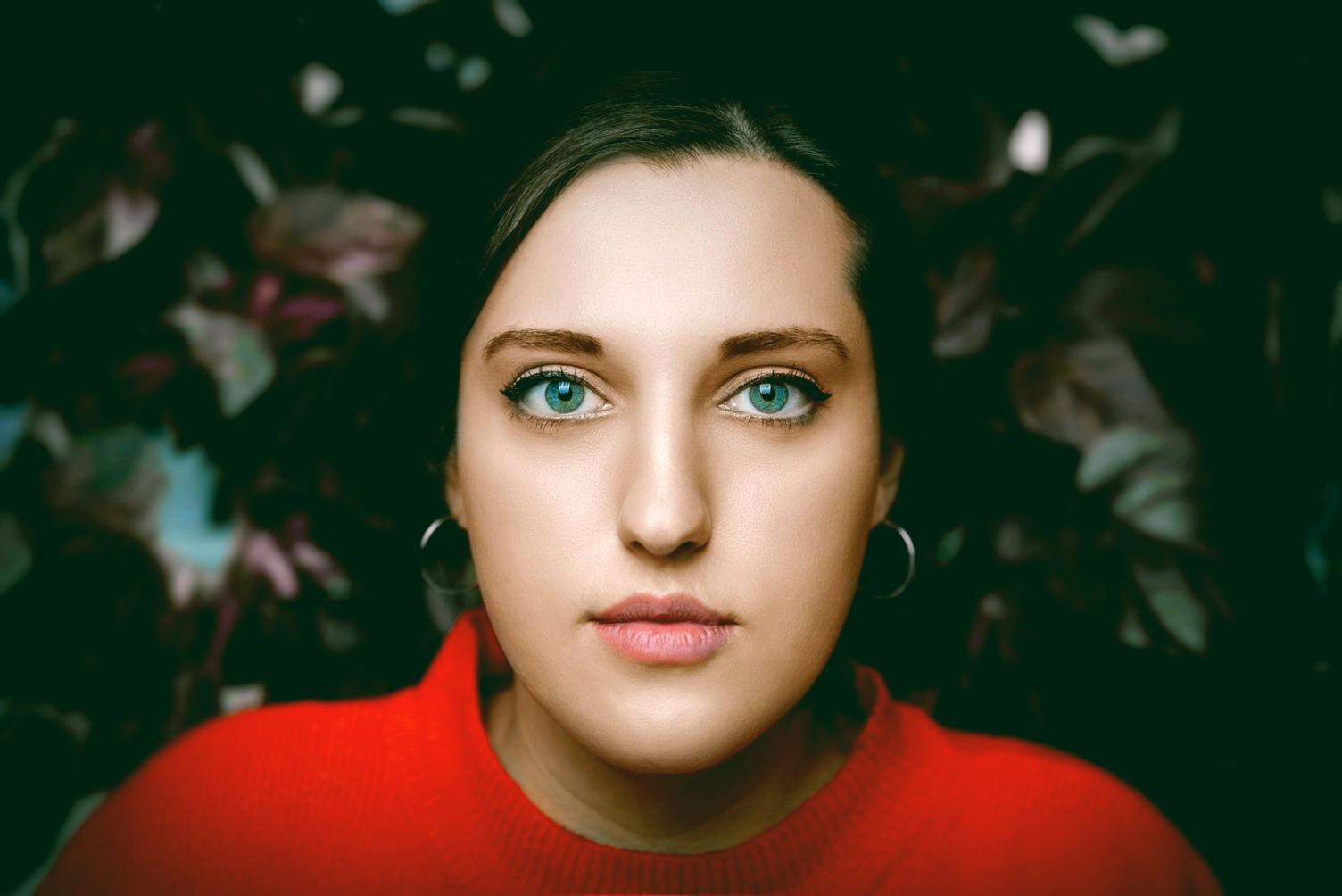 Photoshoot styling in practice — a curated scene from our course